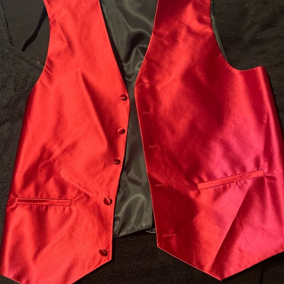 Red Pierre Cardin Men’s Vest Large - Picture 7 of 7